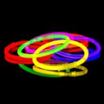 8-arm-knicklichter-party-set-im-4-farbmix