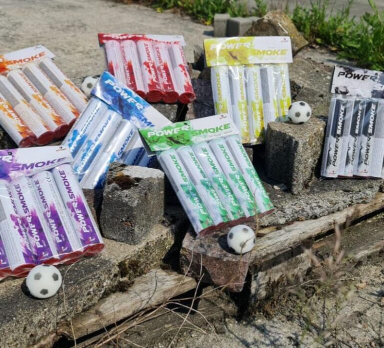 paket-make-your-flag